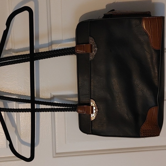 *sale 🌸Vintage Western Bueno Black Shoulder Bag 7 Pockets 13" L × 9" H × 3.5" W - Picture 6 of 9